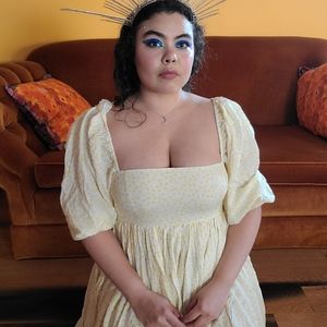 *SOLD* SELKIE BUTTERCUP RAYON PUFF